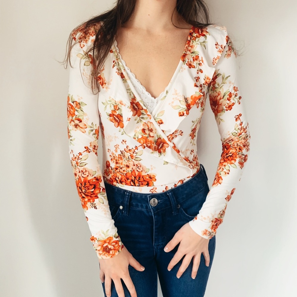 Floral Body Suit Fashion Nova size M